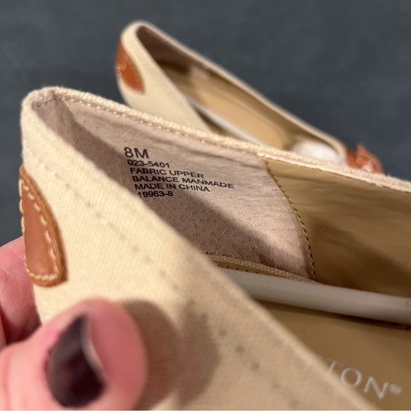 NEW Worthington sz 8 tan and brown spectator peeptoe pumps - Picture 16 of 16